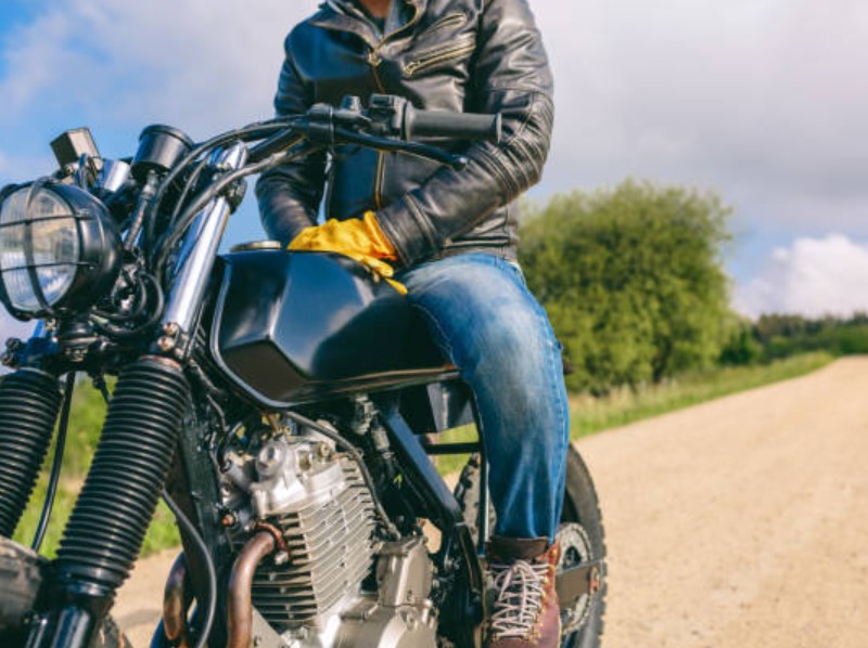 motoristične hlače za varnost pri vožnji